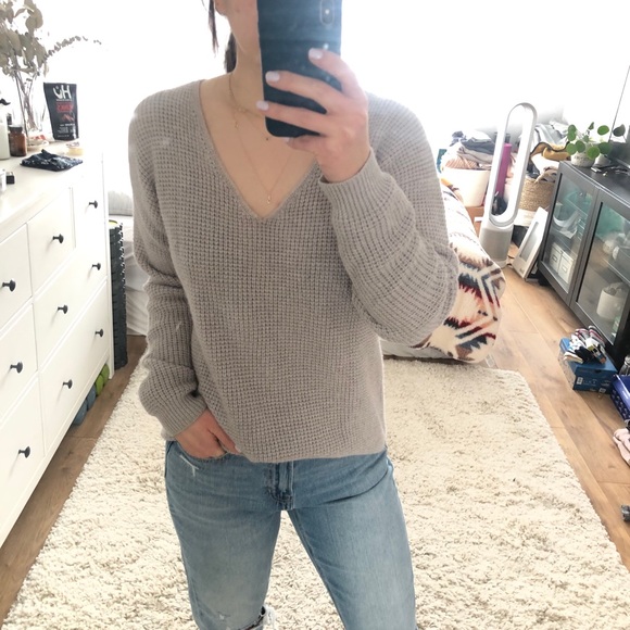 Aritzia waffle knit sweater - Picture 9 of 9